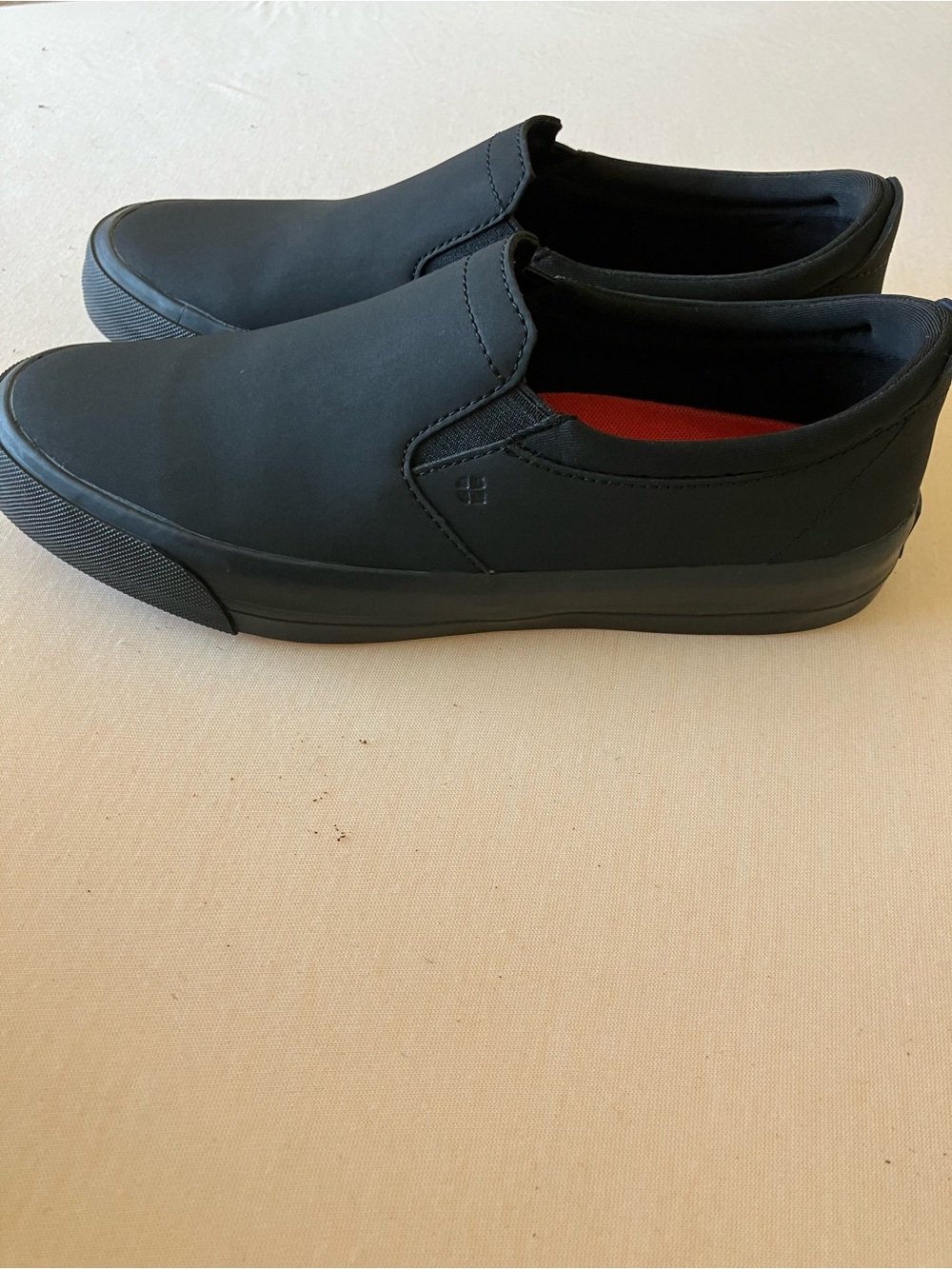 Shoes For Crews Men’s 8.5 Black Slip-On Non-Slip Work Shoes